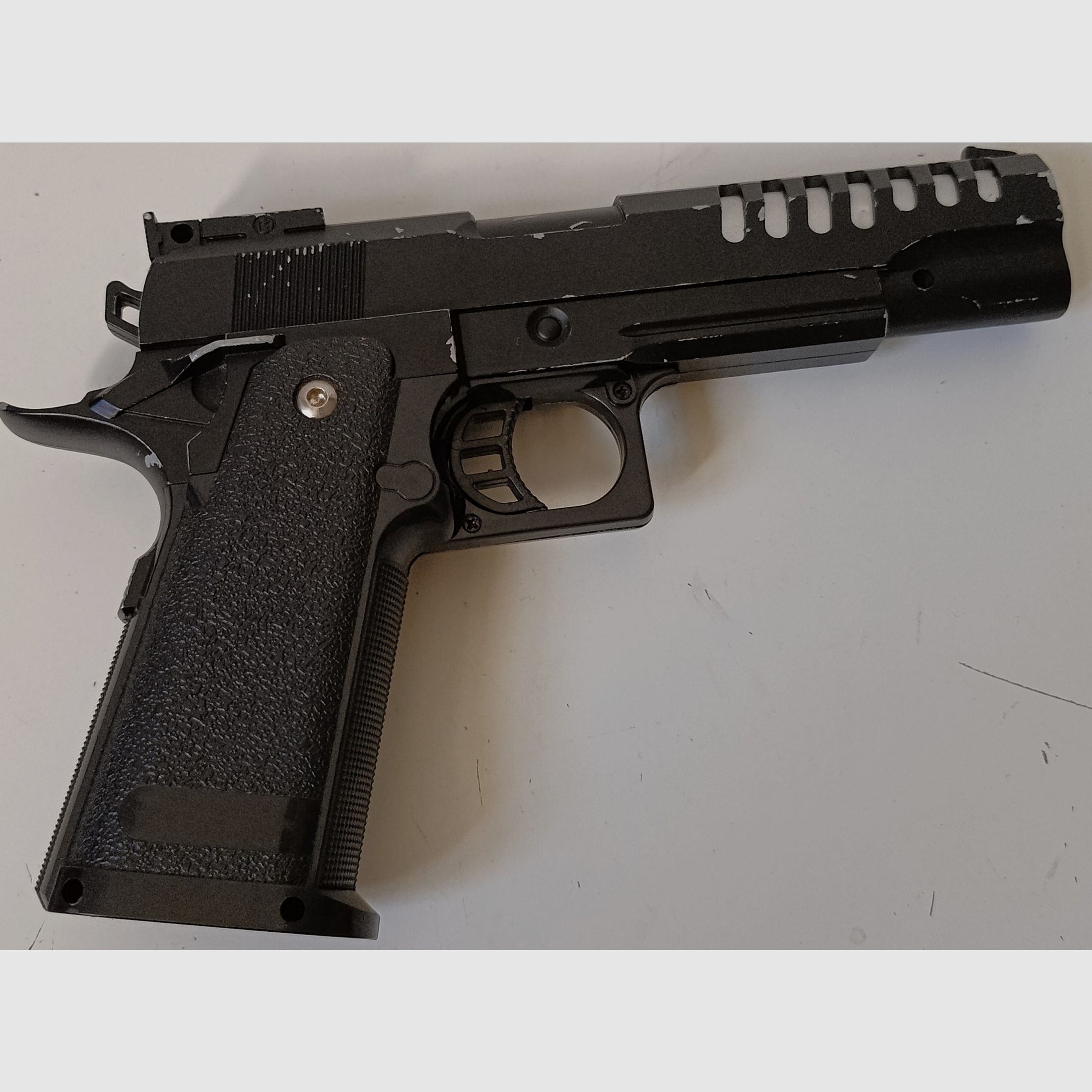 Pistol, airsoft, spring-powered