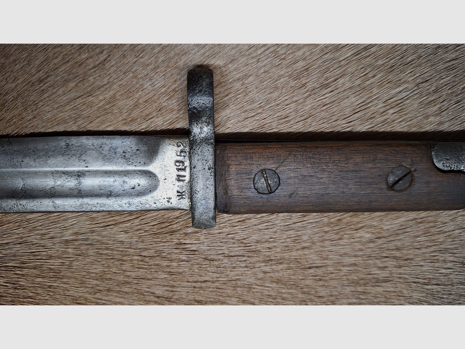 SVT 38 Tokarev bayonet side rifle