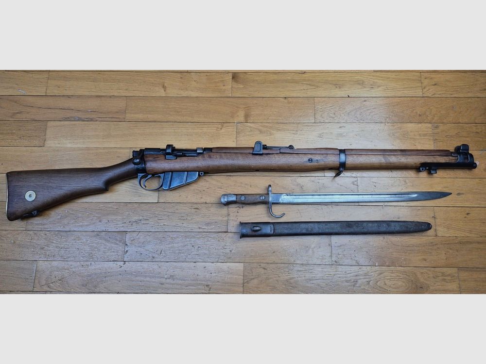 Raro Fucile inglese Lee Enfield MKIII (E NON MKIII(*)!) – Cut-off E mirino Volley – Fabbricazione Enfield 1915! – Calibro originale 303 Brit. – Numero di matricola singolo! – Tutte le parti conformi – Buona canna – TBE+, immagine 37 di 37