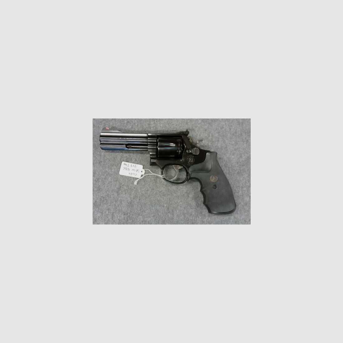 Smith + Wesson Mod. 586 4", Kal. .357 magn.