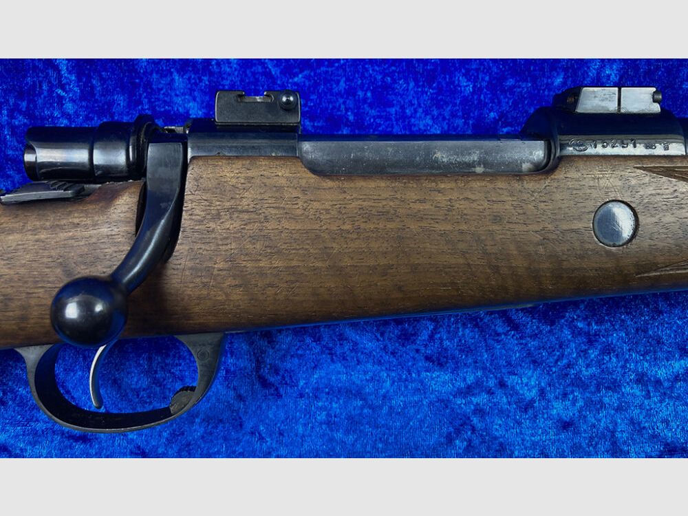 Zastava Zavodi Crvena