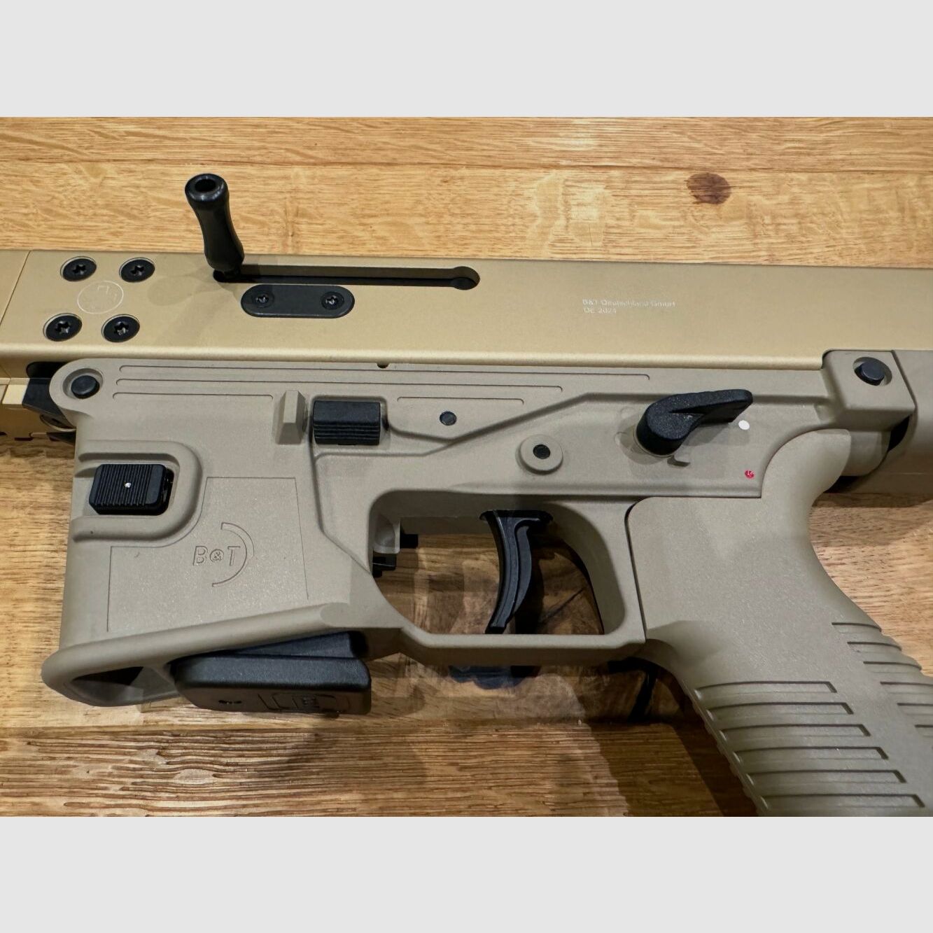 B&T AG (Brügger und Thomet) Grashüfpfermaus GHM9 G Coyote Tan