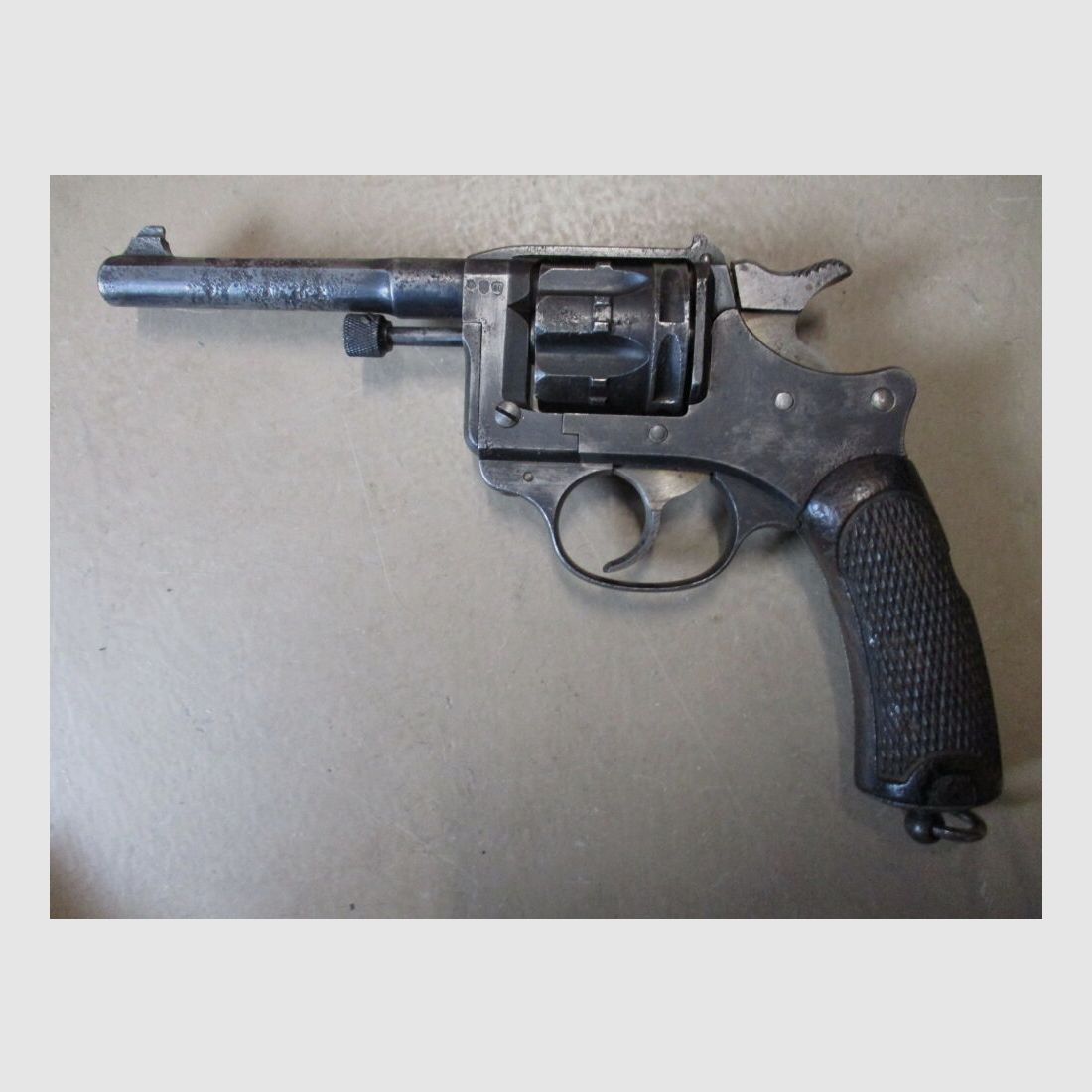 Revolver 8 mm Lebel M1892 1892