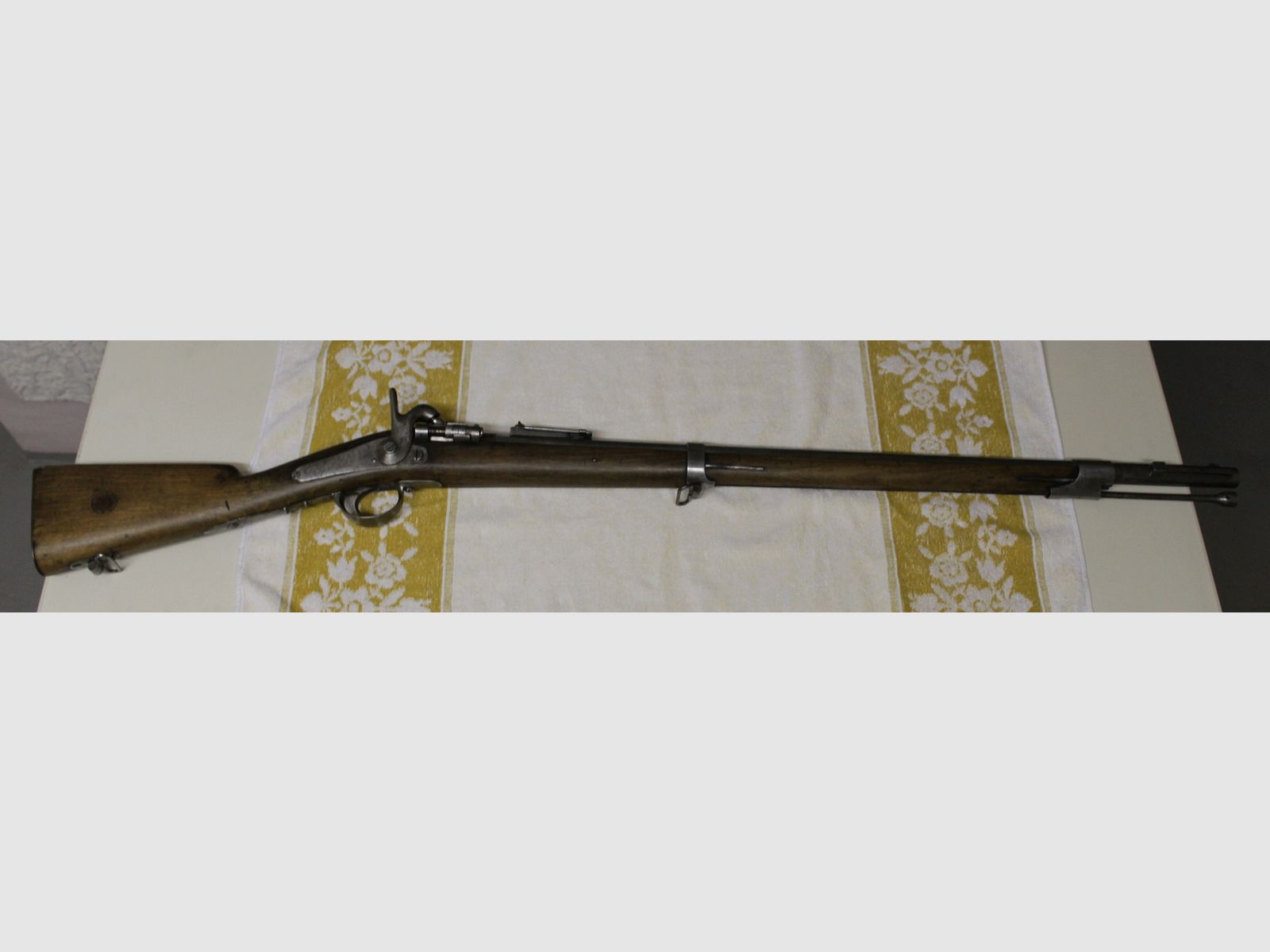 Tabatiera 1842, Kal. 17,8x35R