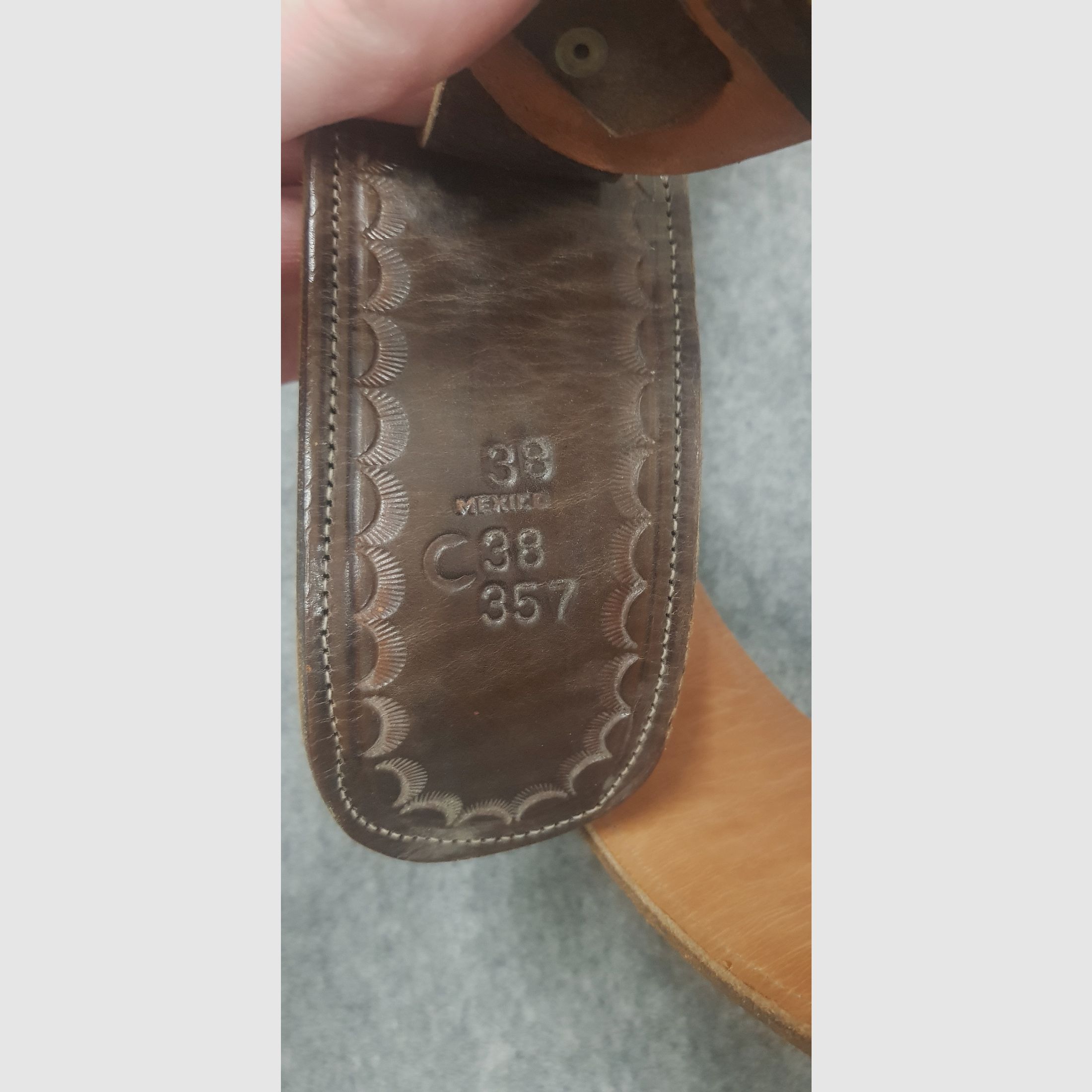 Westernholster C38  Westerngürtel 357 Western Revolver Mexico 38 Leder mit Dekopatronen Braun
