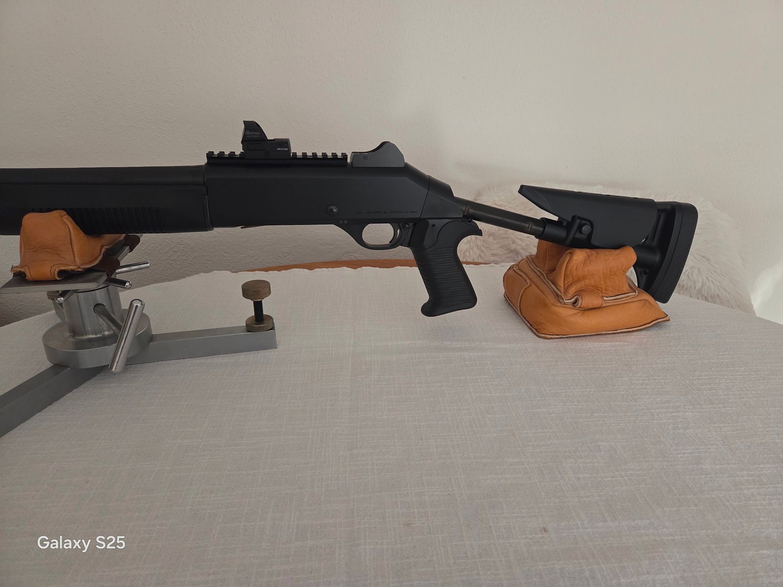 Vendo: Benelli M4 con culata retráctil! Como nuevo... o cambio/aceptación de pago...