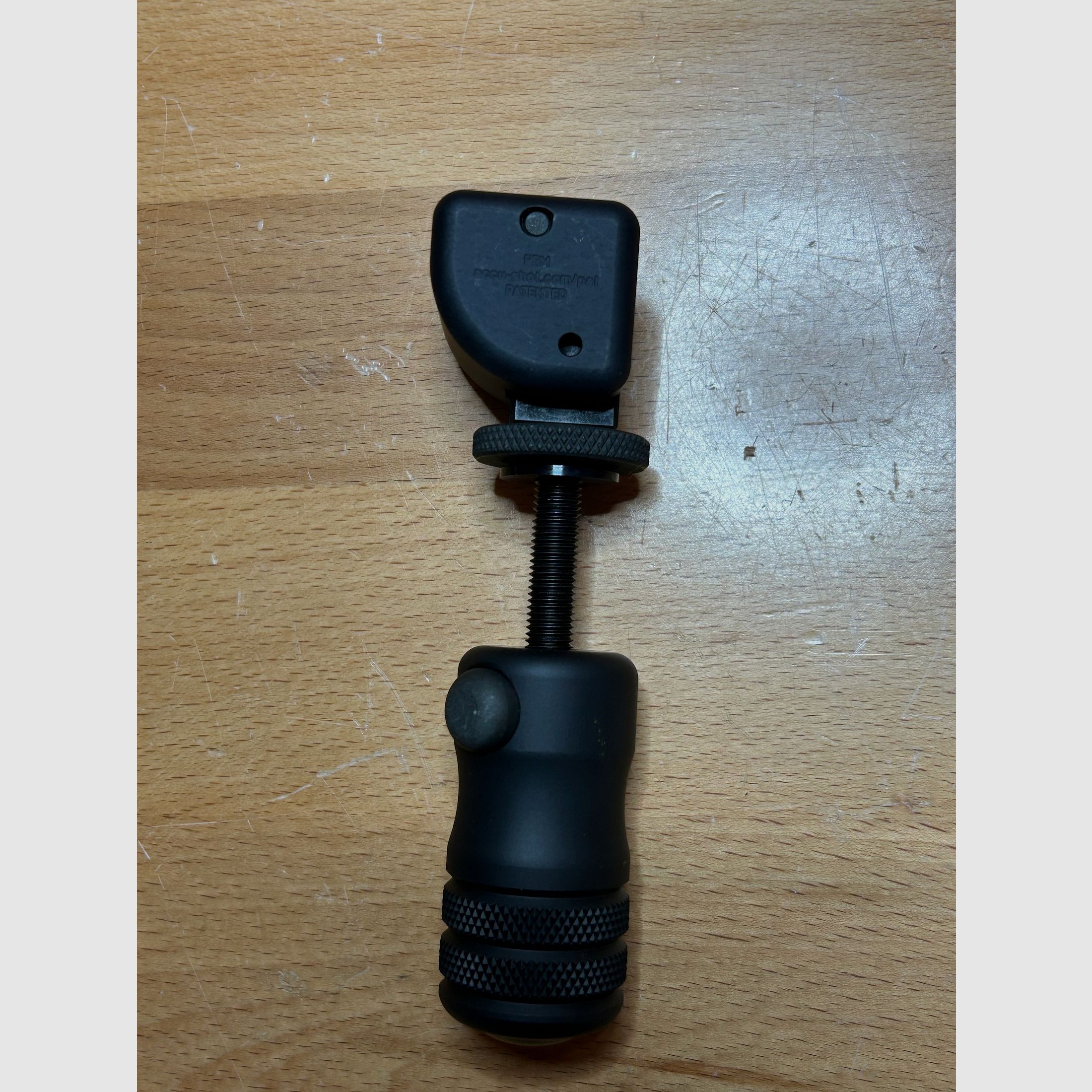 Accu Shot Precision Rail Monopod BT12-QK: 3,75-4,65" (ca. 9,5-11,8cm)