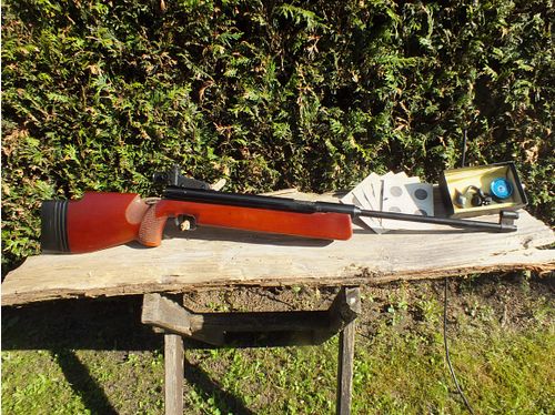 DDR- Luftdruckgewehr Haenel 312, Seitenspanner