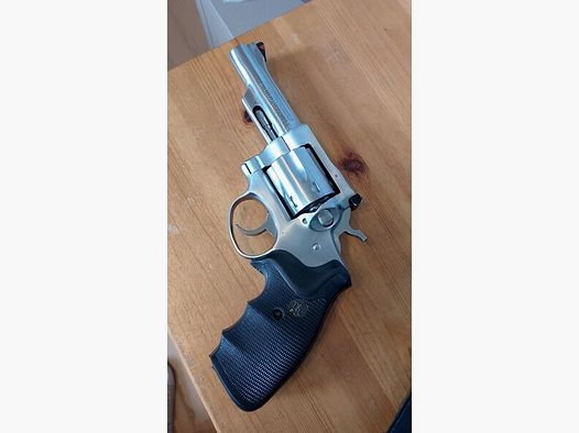 Ruger Security Six 357 Mag 4 " Lauf