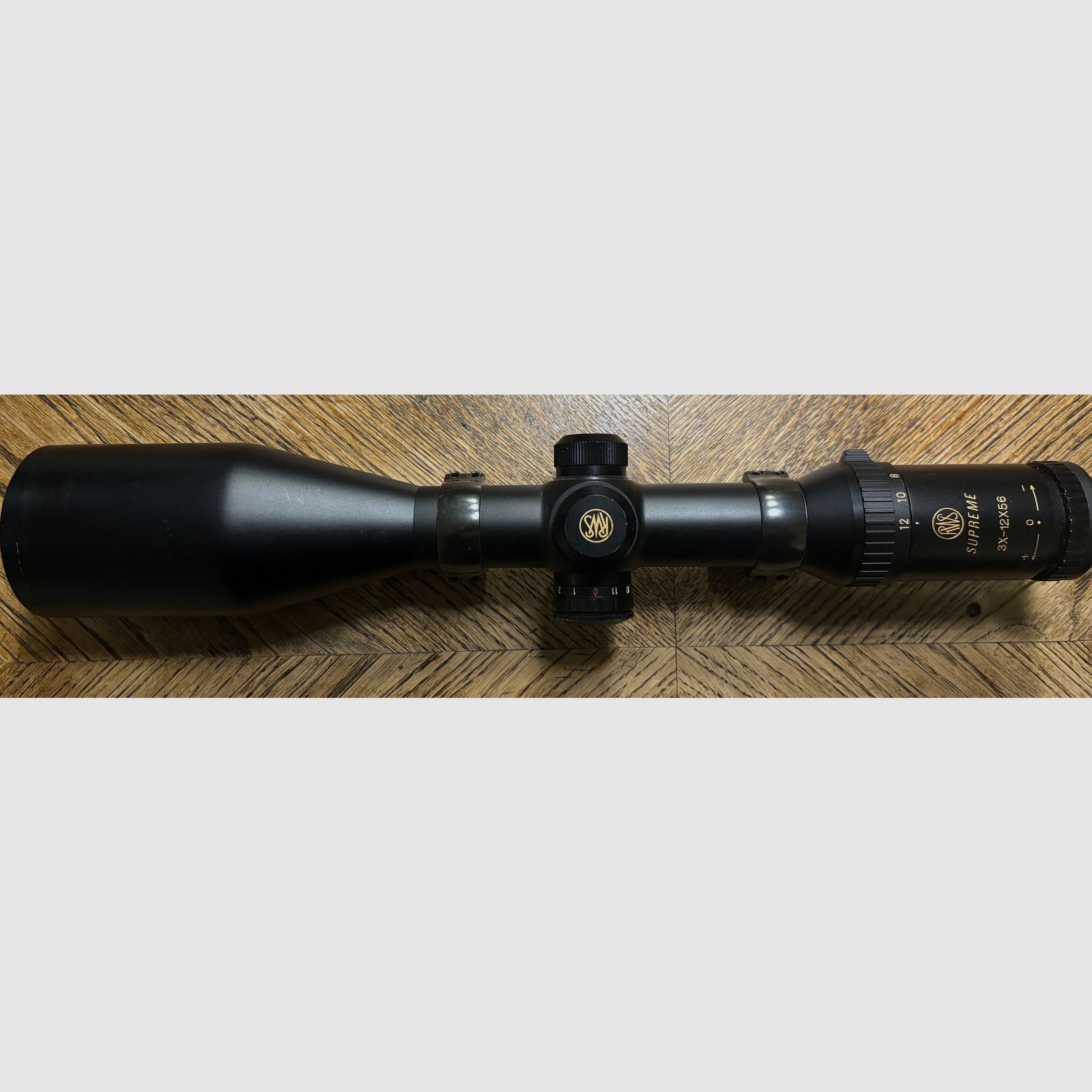 Scope RWS Supreme 3-12x56 con red dot sight