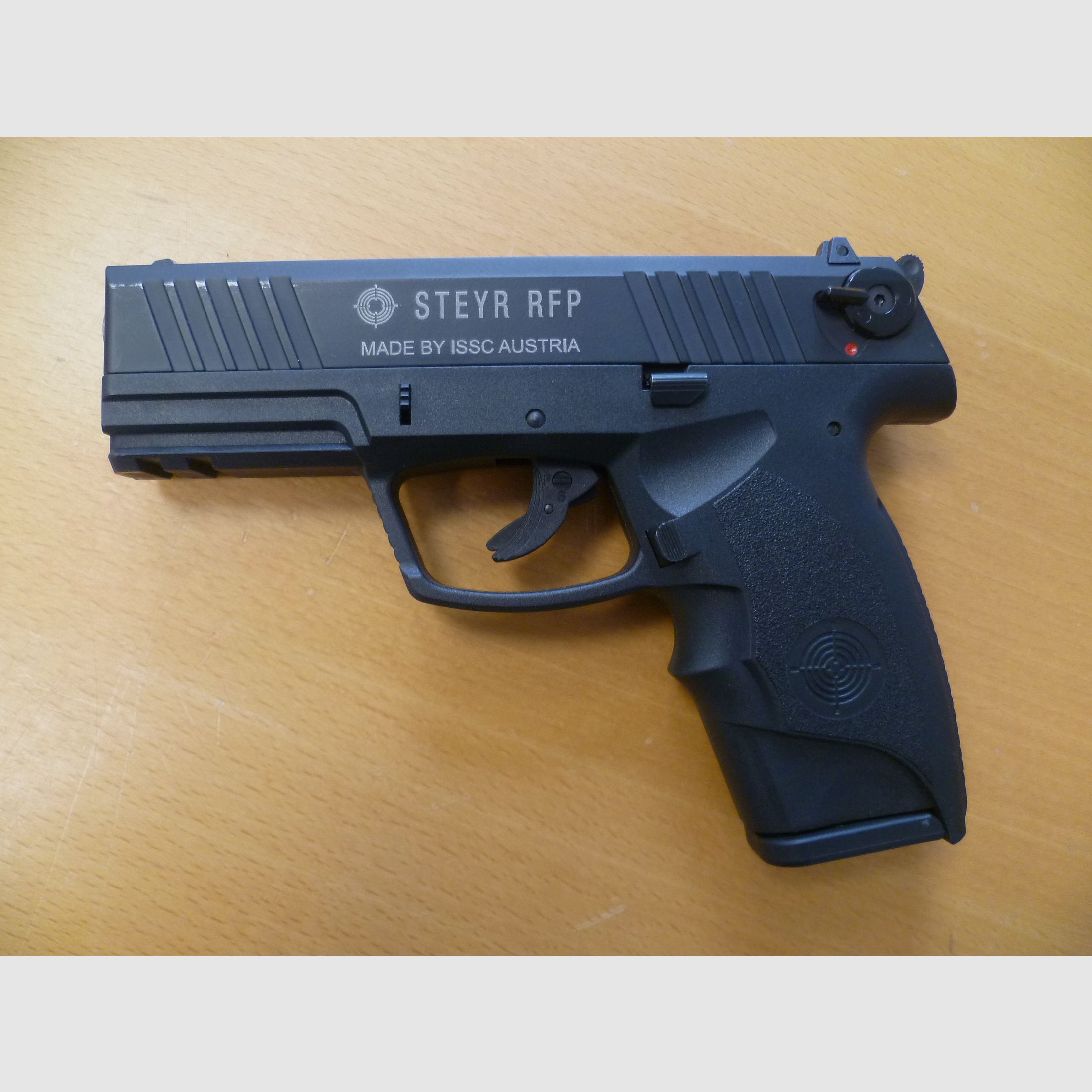 Pistole Steyr / ISSC Modell RFP .22lr.