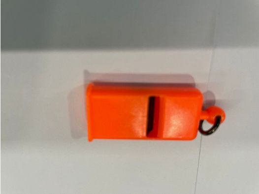 Pfeife aus orangefarbenem Kunststoff