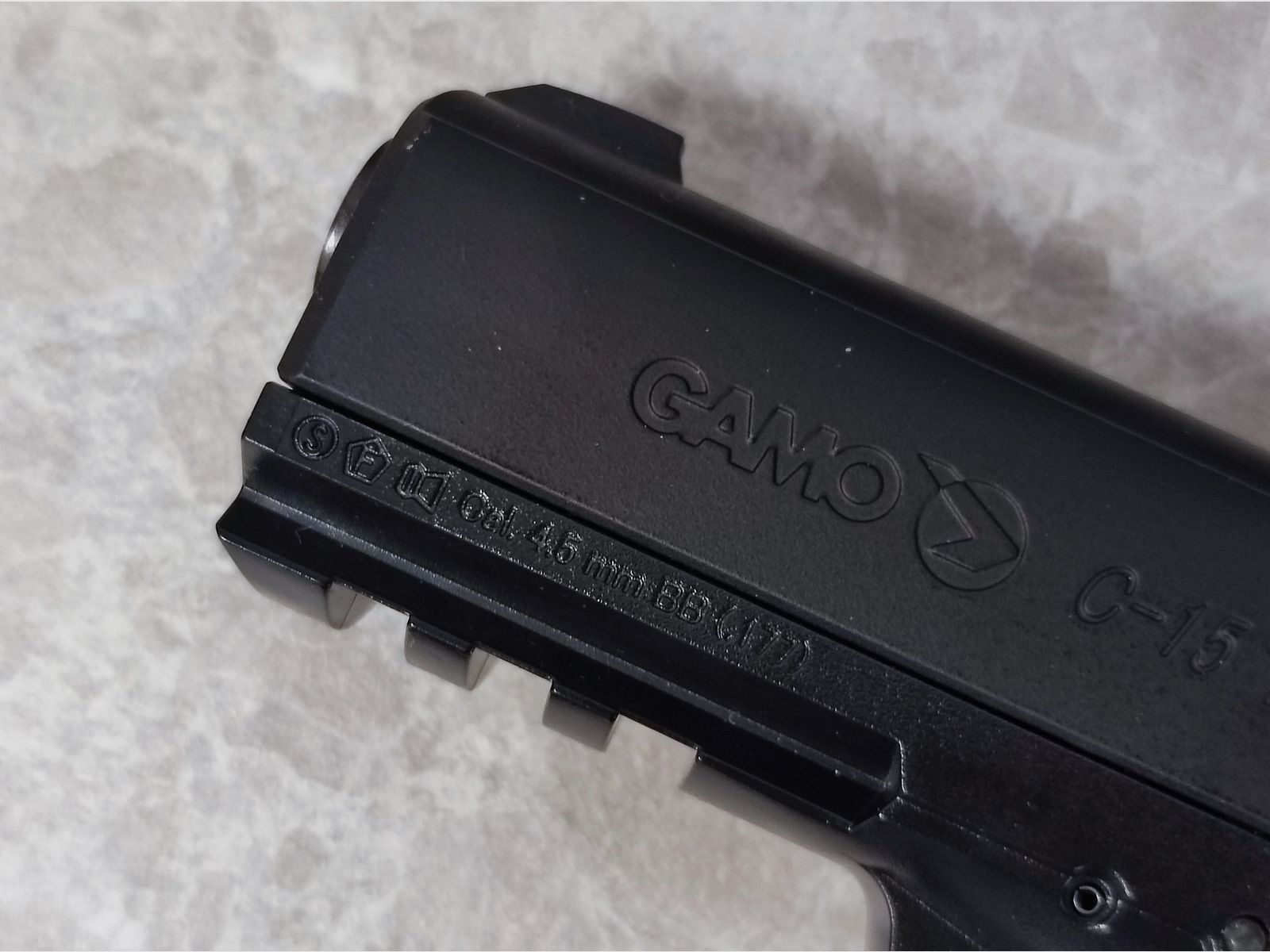 NEU Gamo C-15 Blowback CAL 4,5 schwarz CO2 Gas Pistole