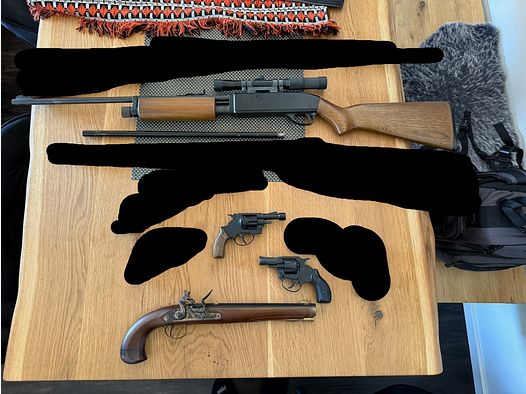 Div Waffen aus Erbe zu verkaufen bevorzugt als komplett Set