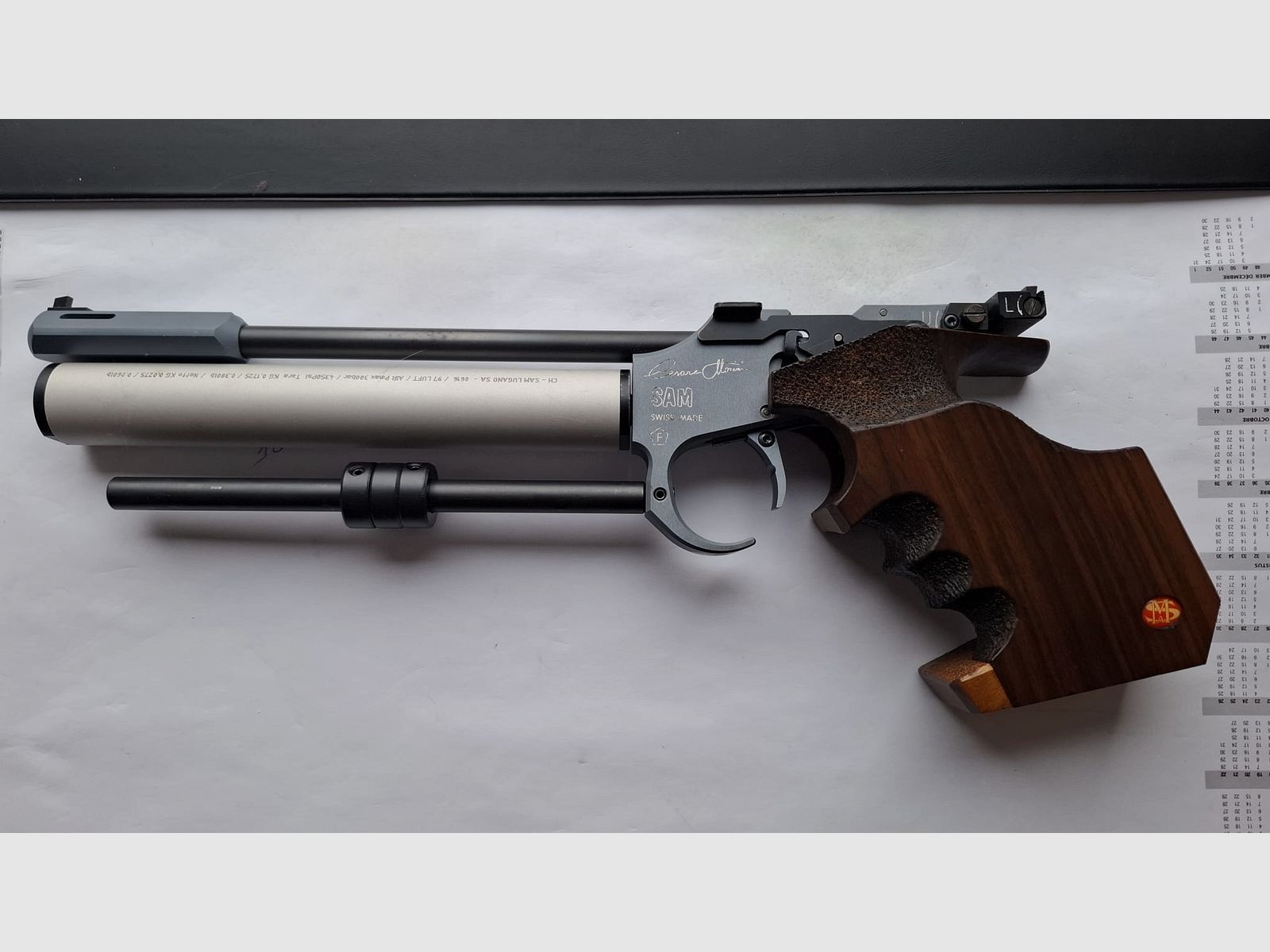 Pistolet à air Anschütz SAM M10 Cal.4,5