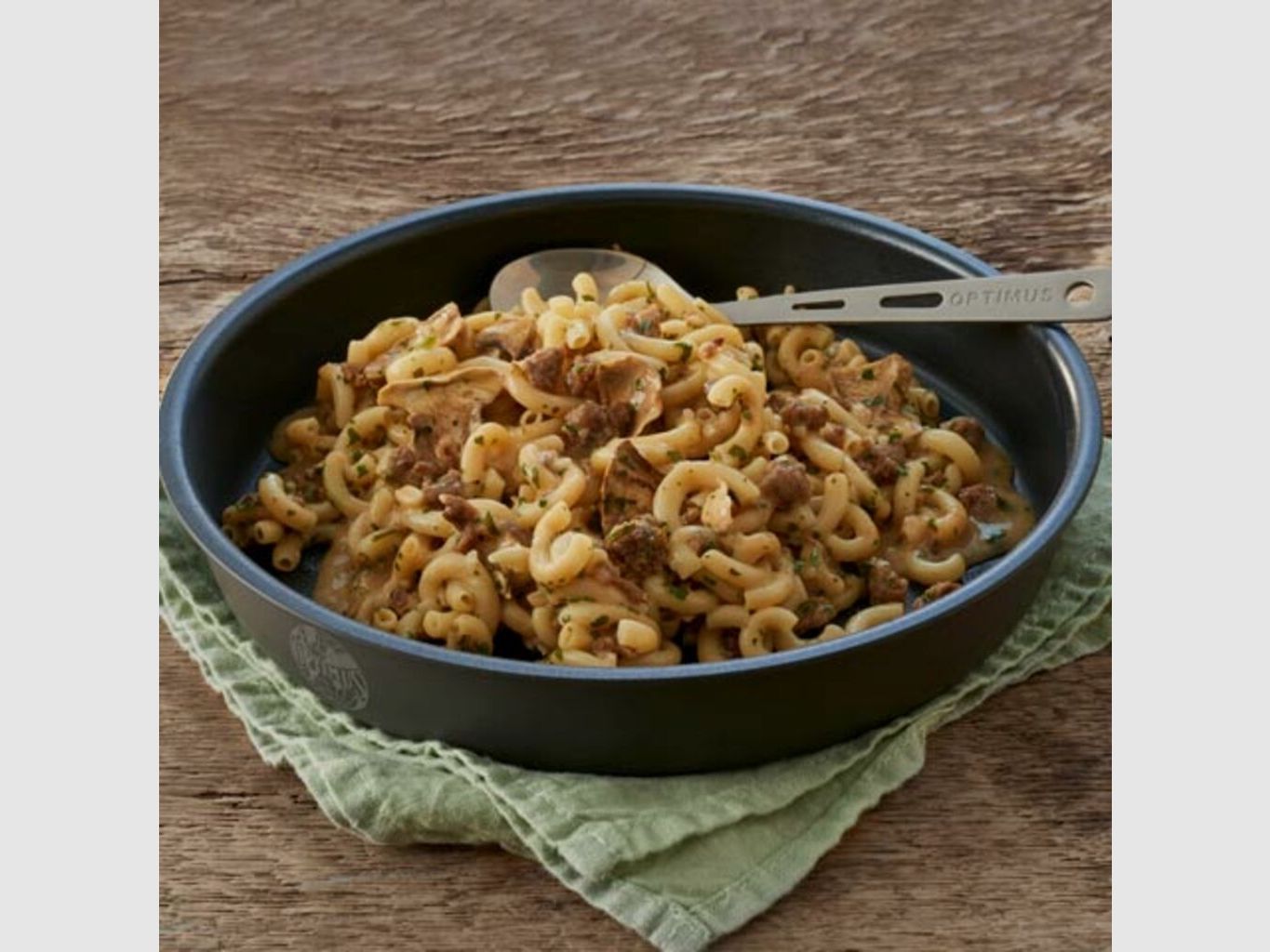 Stufato di manzo con noodles Trek’n Eat, immagine 2 di 2