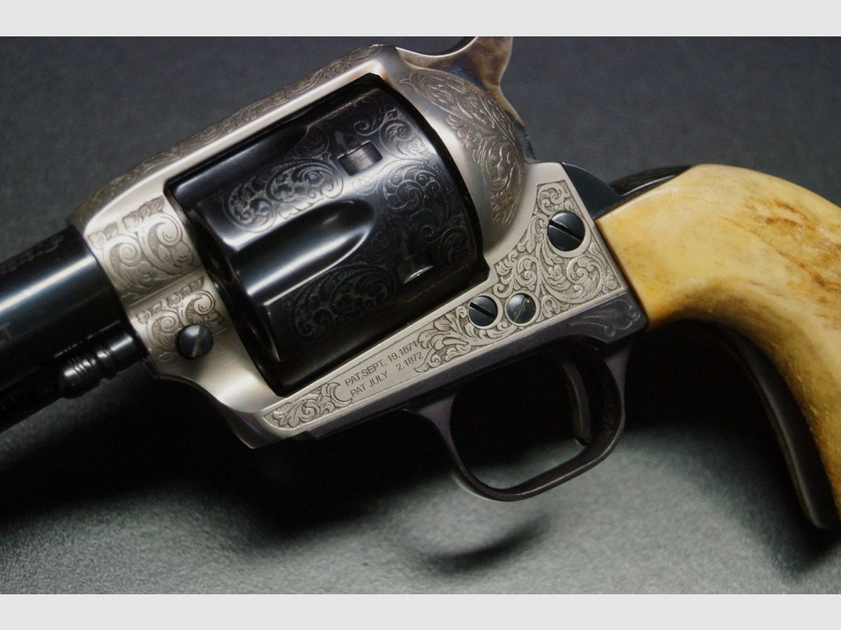 Poignée de cerf gravée Uberti, image 5 sur 7