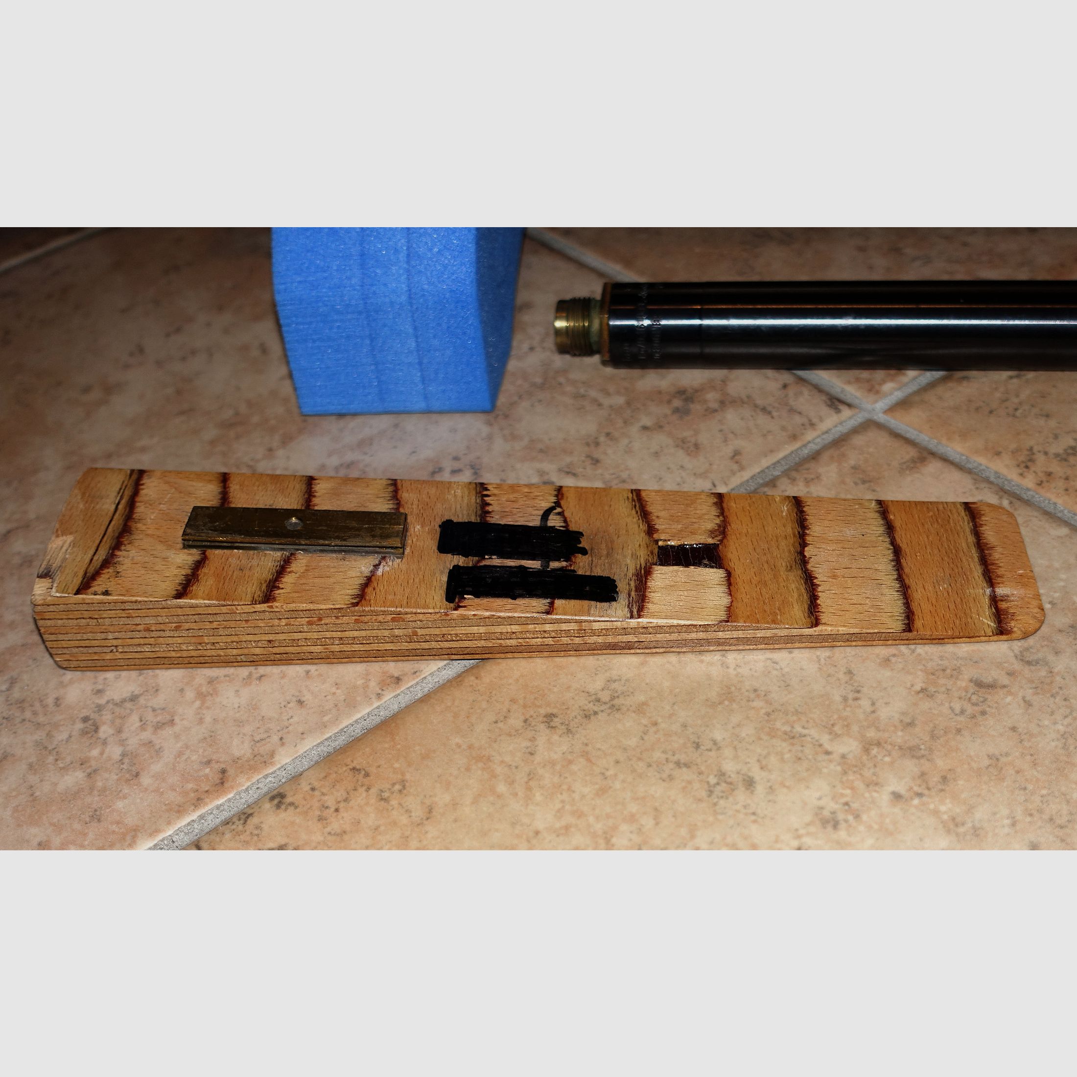 Matchgewehr Feinwerkbau Mod. C60 + 2x Kartusche + Fülladapter