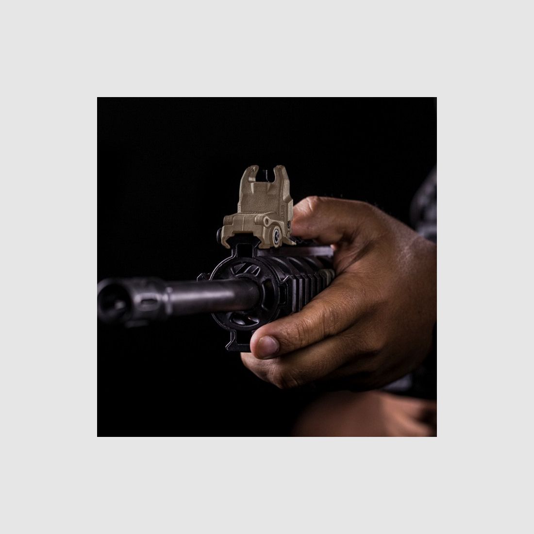 MAGPUL MBUS Przyrząd Optyczny Składany Polimerowy do AR-15 FDE, zdjęcie 9 z 9