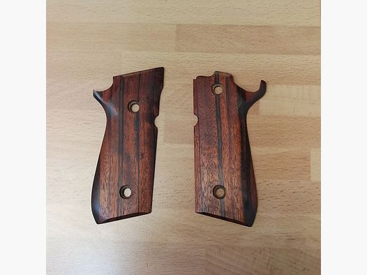 Grips Beretta 92 hout gebruikt