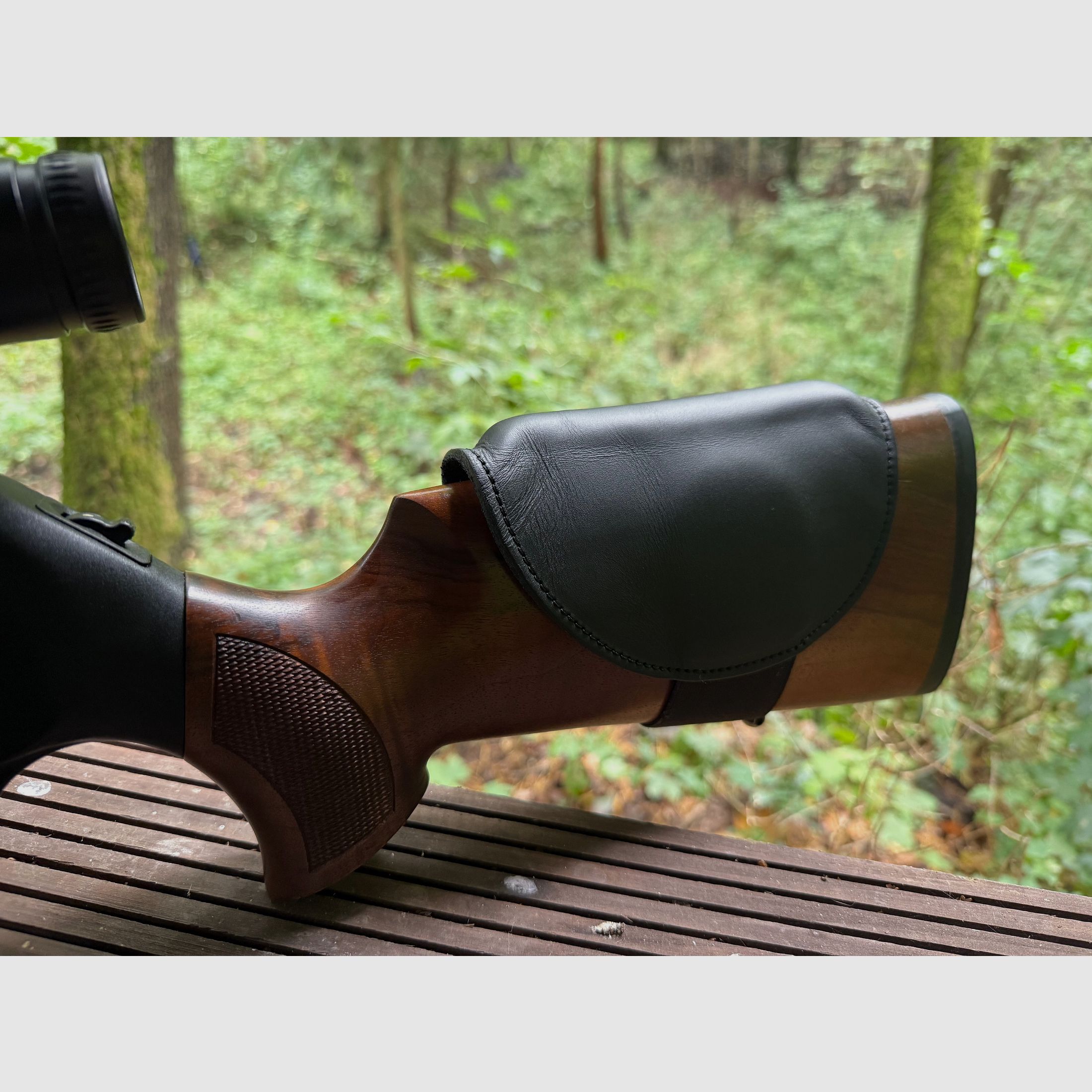Heckler & Koch SLB 2000 z optyką do polowania na dziki Zeiss Varipoint