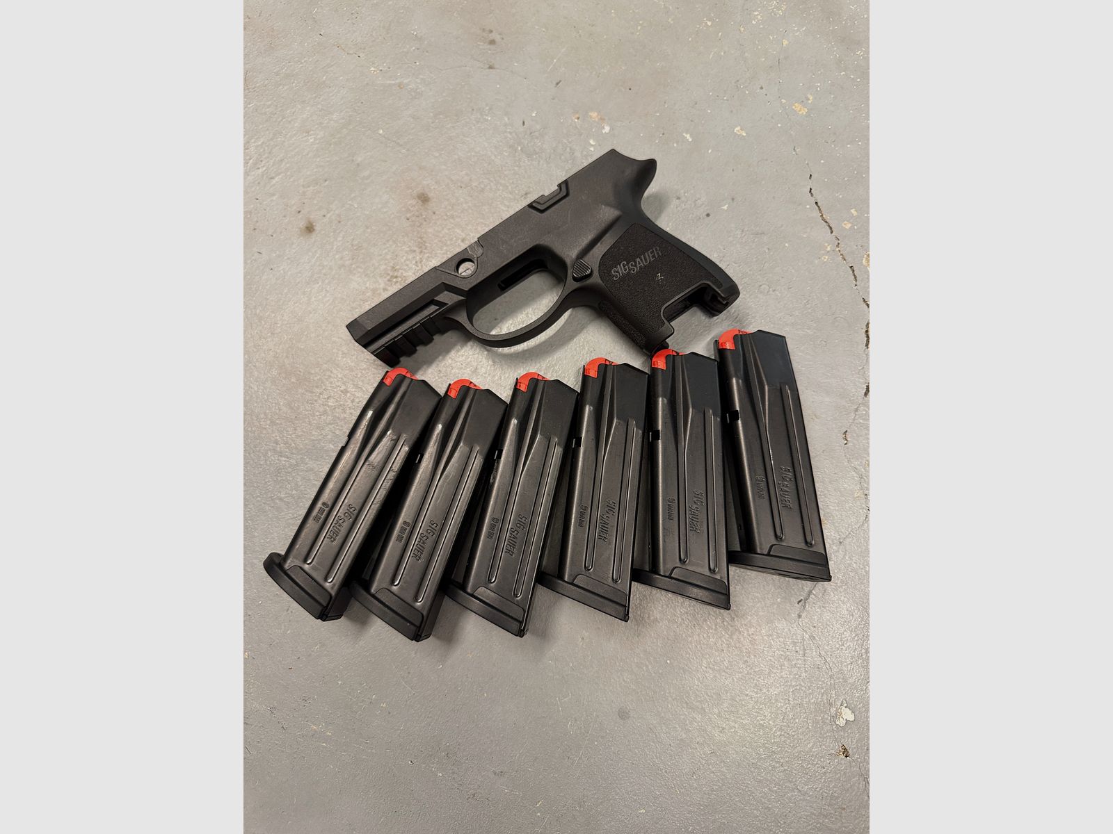 Zubehör SIG P320/ P250: Kompaktmagazin 15 Schuss 9mmLuger/ Griffmodul Subcompact