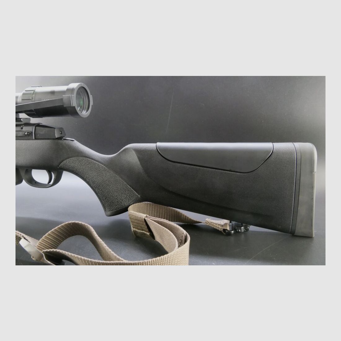 Brenner BR20 .308Win; Stahl-Picatinny, Stahl Hawke Montage und HAWKE Zielfe	 .308Win