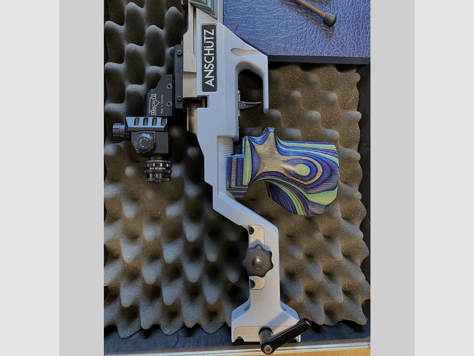 Anschütz 2013 aluminum stock with stainless steel barrel - special edition