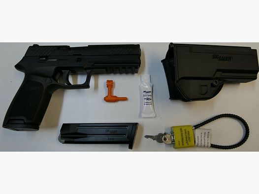 Sig Sauer P320F inkl Holster u. Zubehör