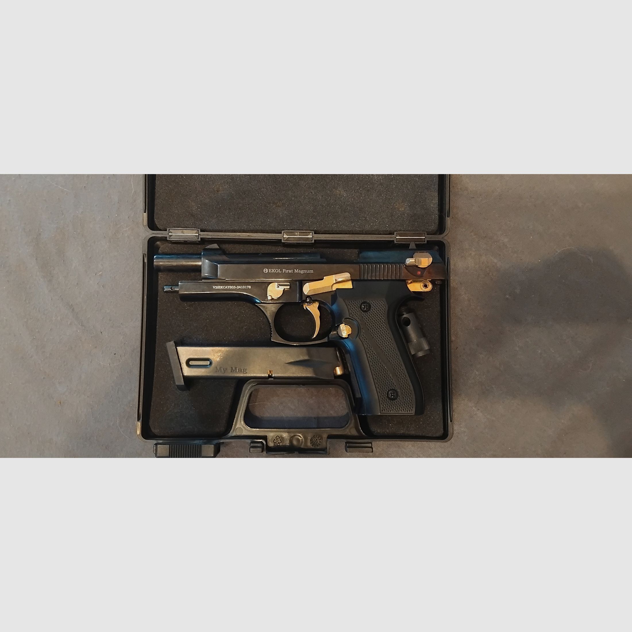 Ekol Firat Magnum blank firing pistol 9mm P.A.K. black-gold