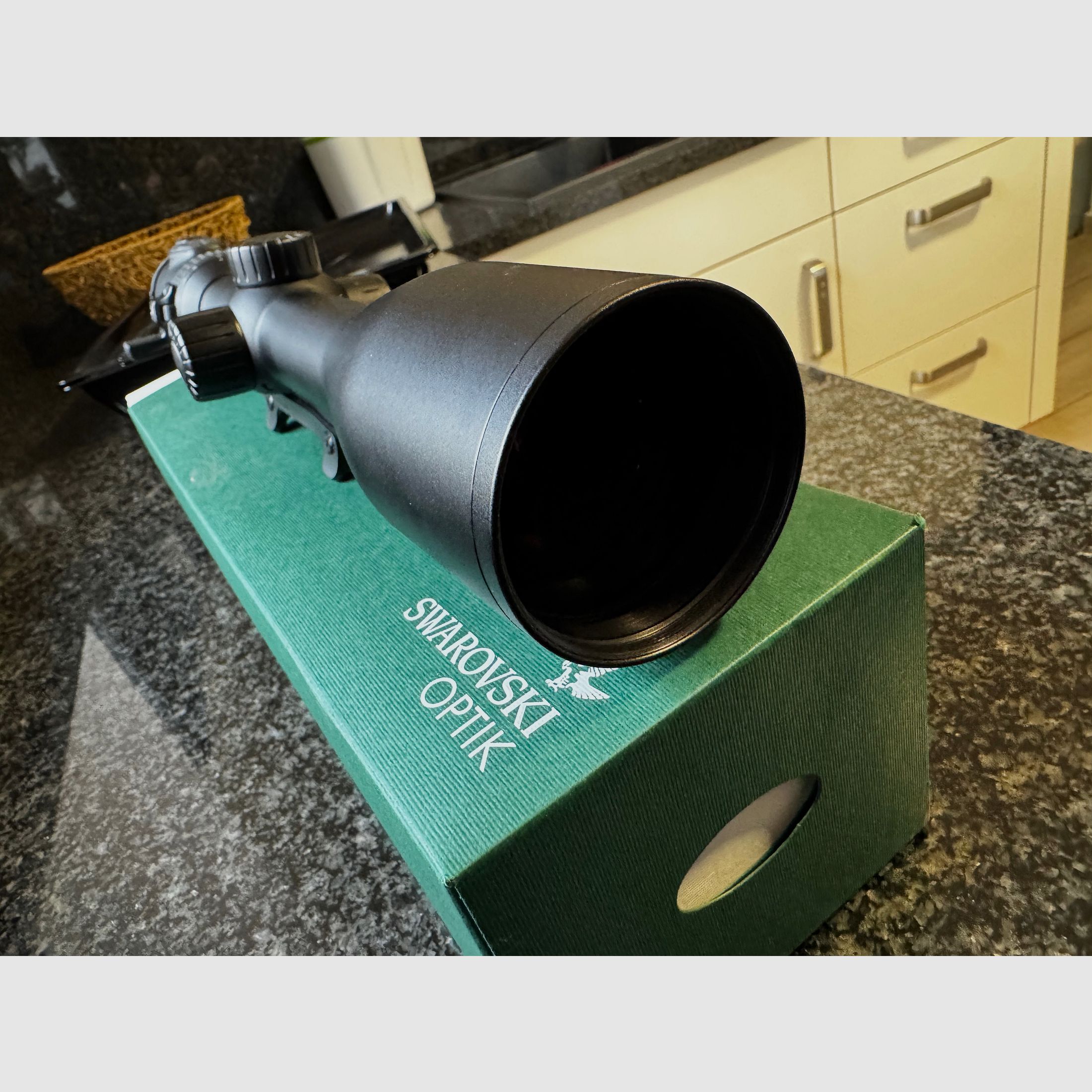 Swarovski Z8i+ 5-40 x 56 inkl. Blaser Schiene