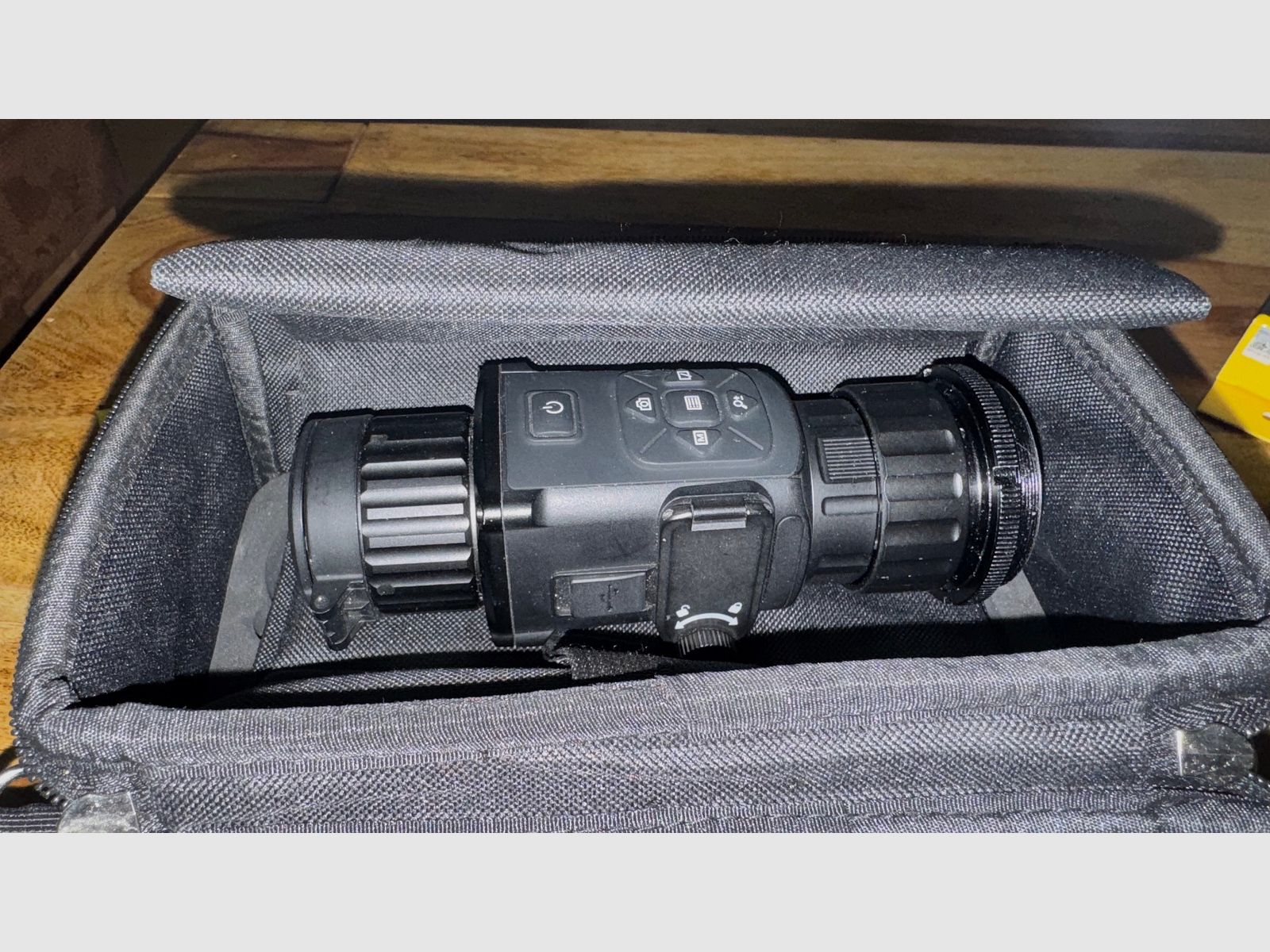 Hikmicro Thunder TE 19 c