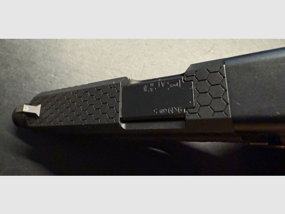 Glock Custom Peterssen Gunworks Glock Pistole 45 MOS / FS / SD Hexagon