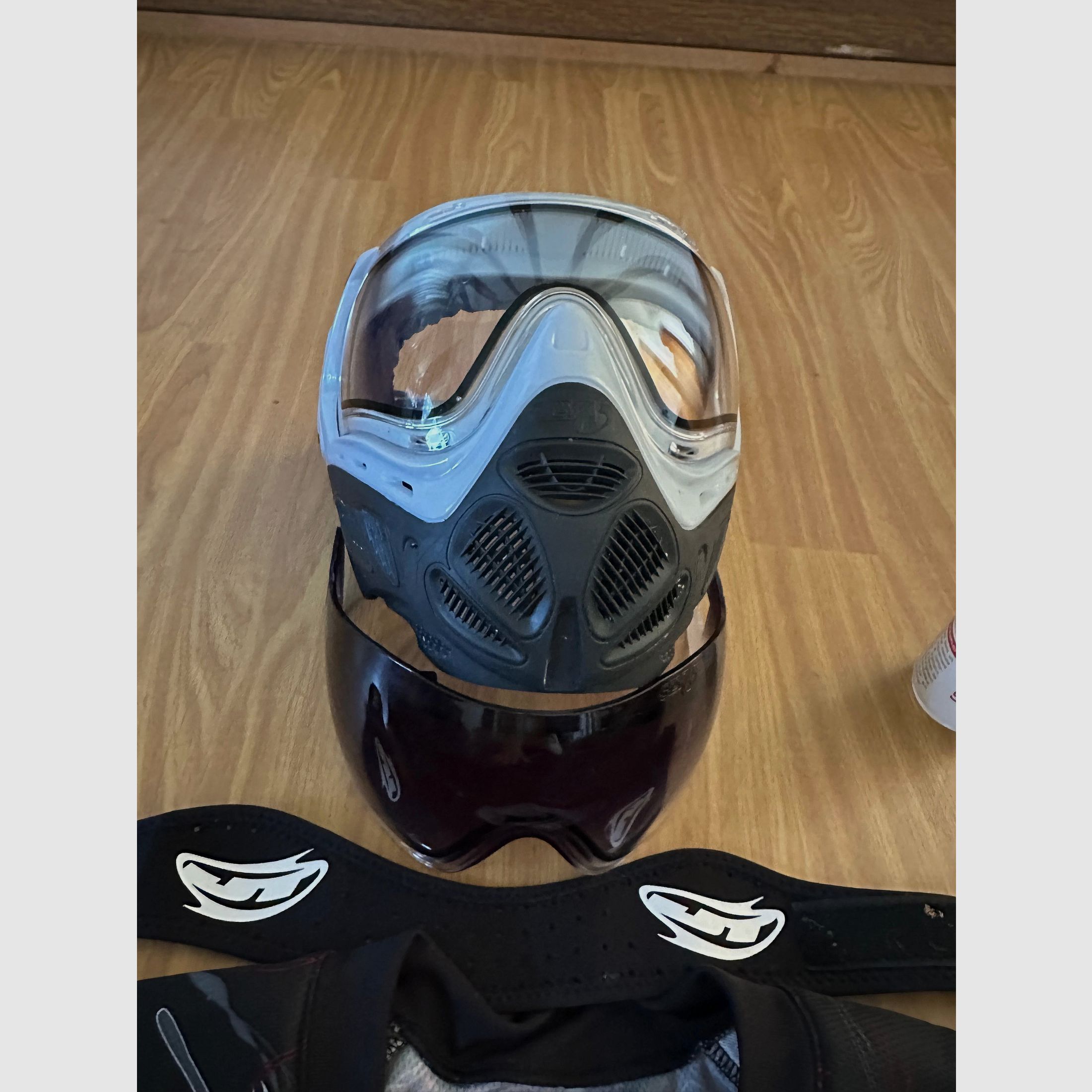 Paintball Komplettset – Planet Eclipse Etha, Dye Rotor, HP-Flasche, Maske & Kleidung