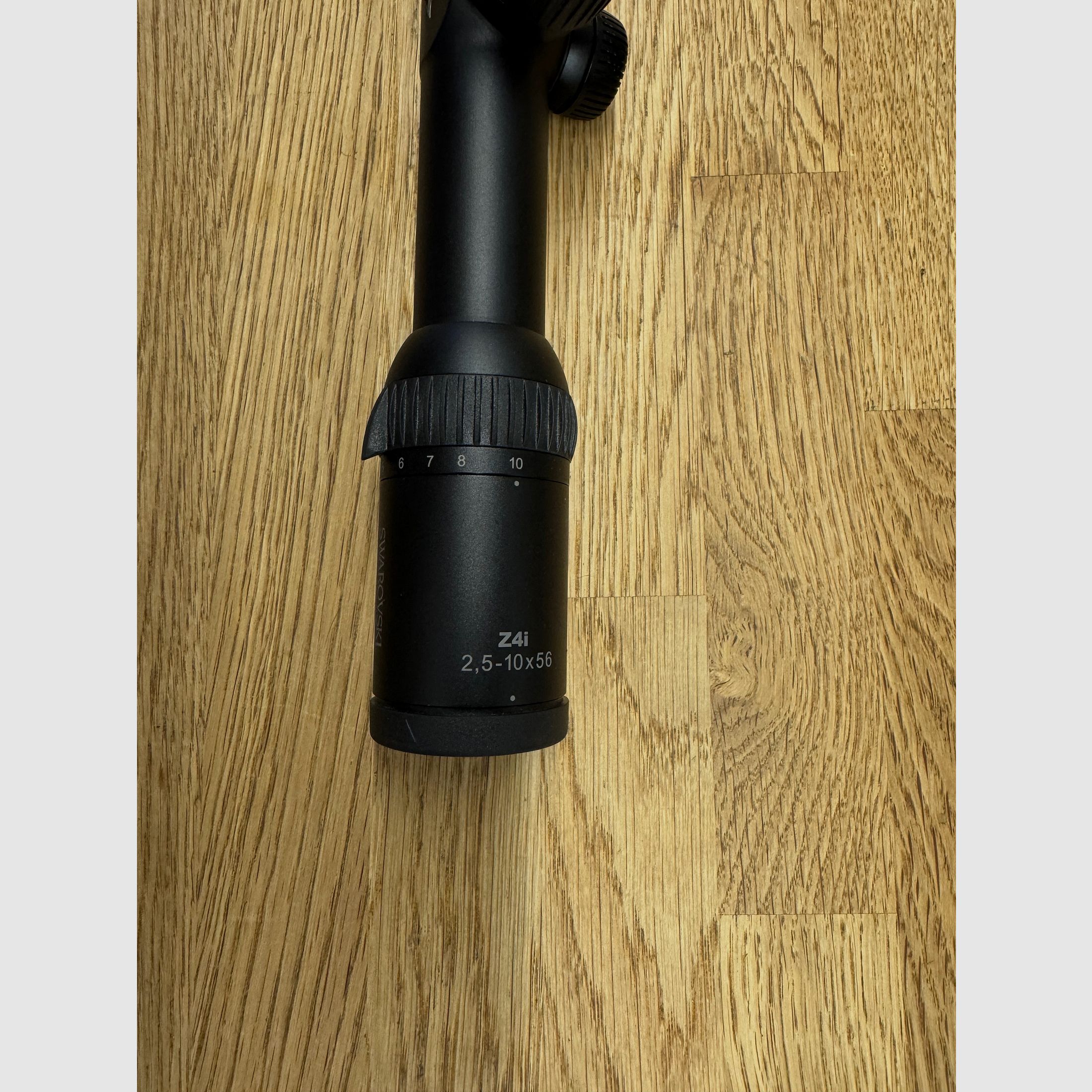 Swarovski Z4i 2,5 - 10 x 56 usado con riel y retícula iluminada