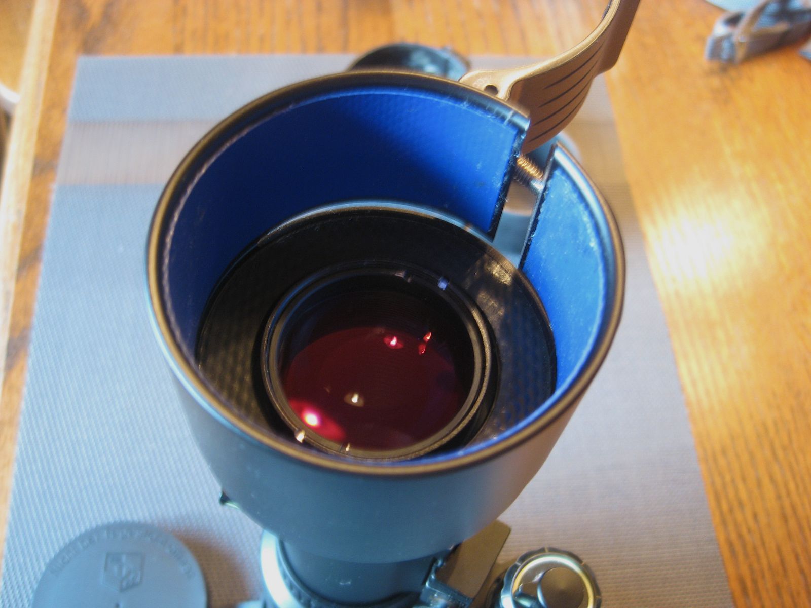 HECHO EN ALEMANIA = Jahnke DJ-8 NSV 1x56 con tubo TOP verde! Clase de potencia 2 en clasificación 1 sin puntos con función AG=Autogating! Proyector Jahnke Phönix FOCUS y 2 adaptadores para diámetro exterior de 62 mm, por lo tanto, generalmente para objetivos de 56 mm, uno de ellos con anillo de compensación para la mayoría de los ZF de 50 mm!