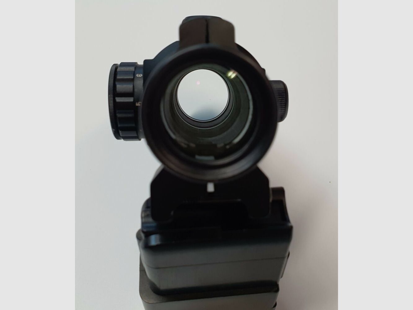 HAKKO HAKKO Red Dot Sight Electro-Dot Wide Angle Sight with Adjustable Brightness Level
