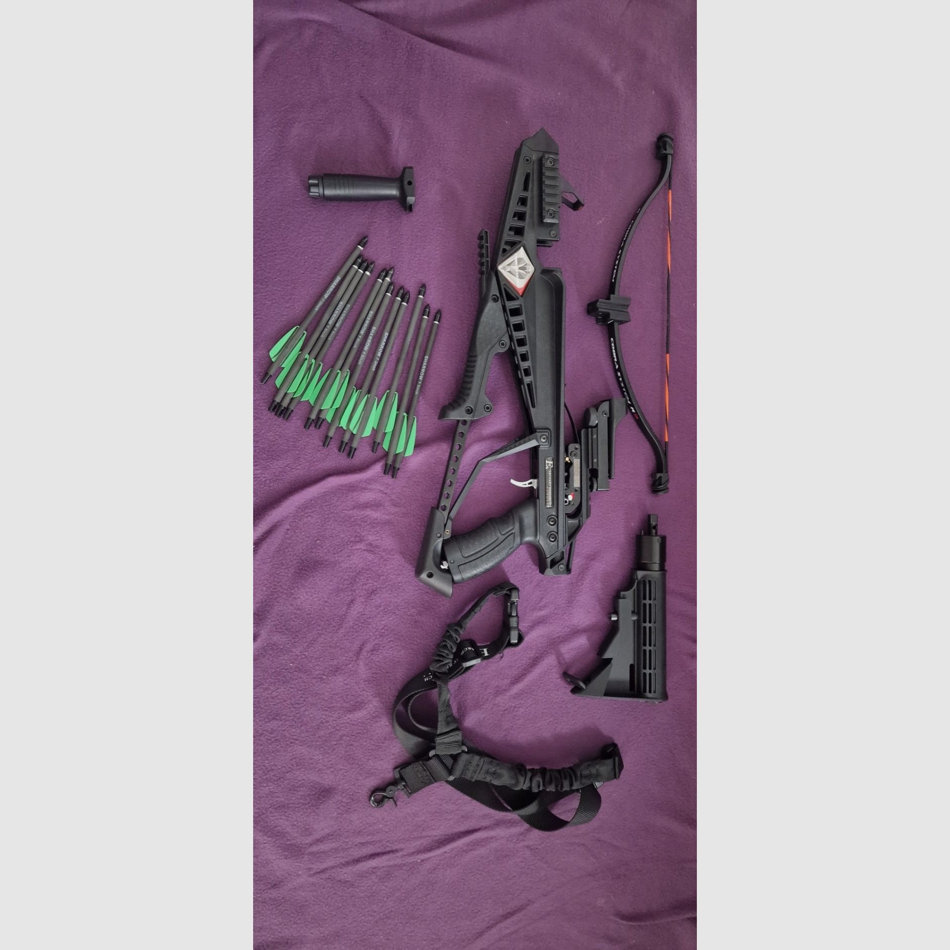 EK ARCHERY Cobra System R9 240 fps / 90 lbs - Pistolenarmbrust