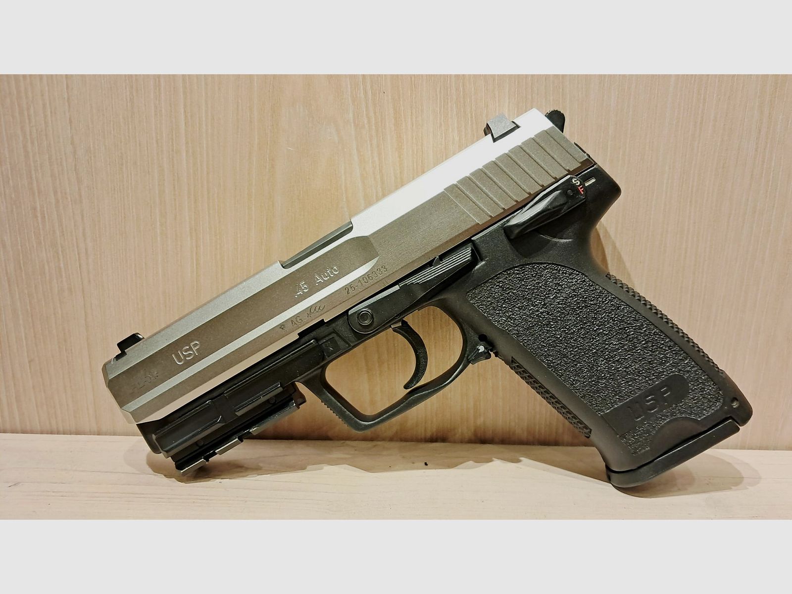 HK USP 45ACP, Bild 2 von 7