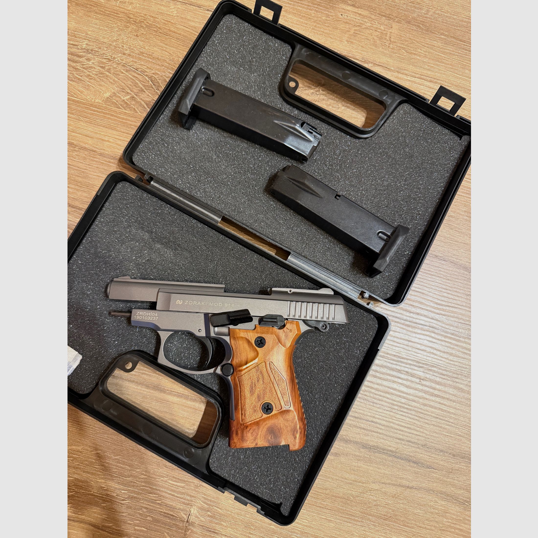 Zoraki 914 Titan Holz Optik 9mm P.A.K