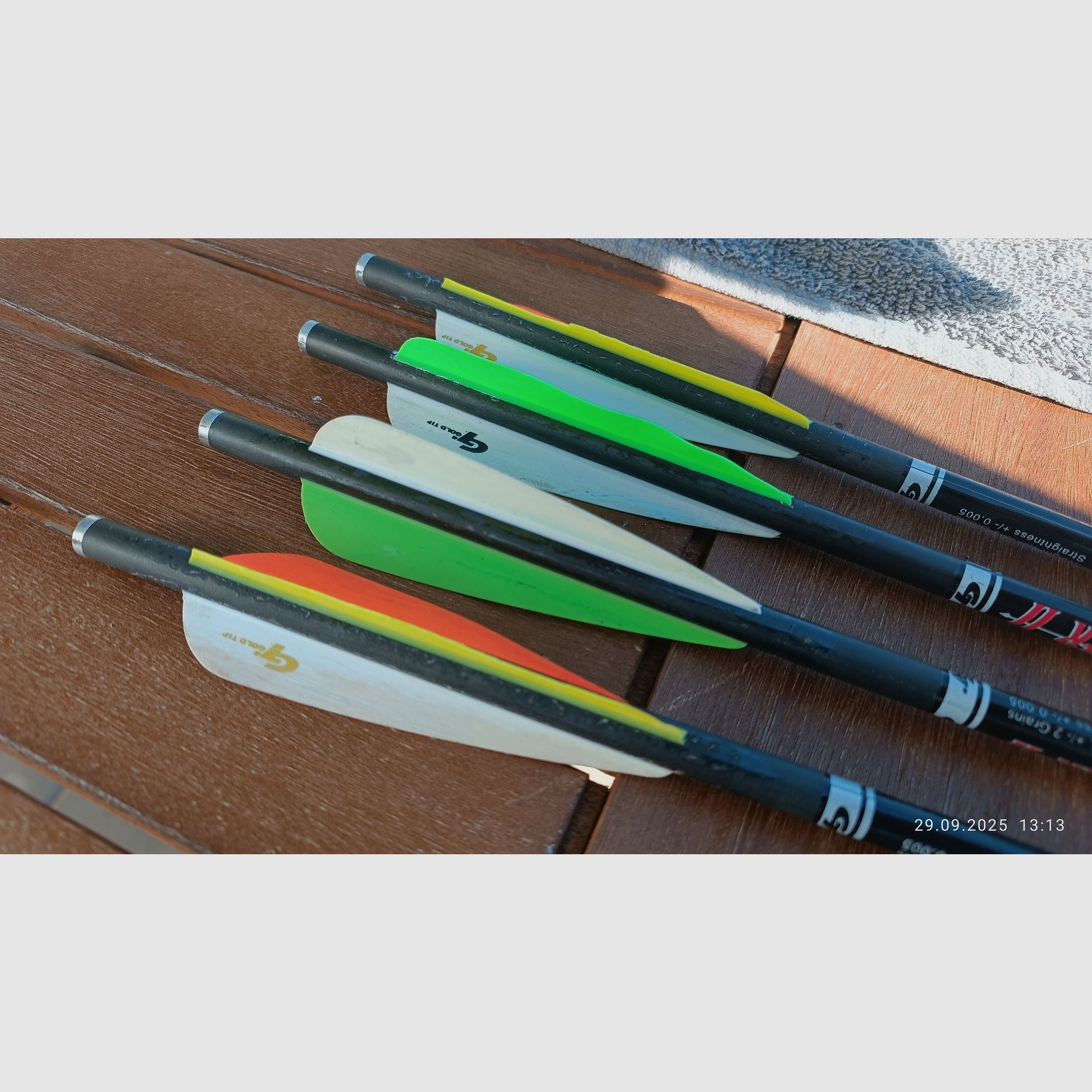 Armbrust Bolzen 20 Zoll GoldTip Laser 2 Flatnock