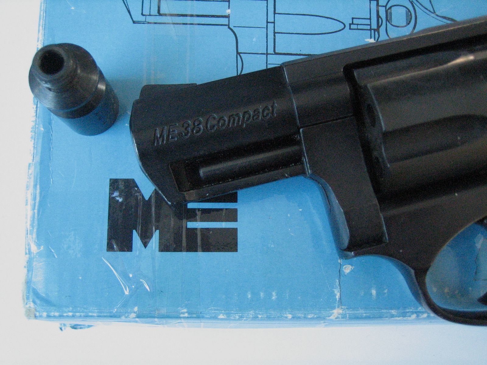 ME38 Compact Schreckschussrevolver Kaliber 9 mm R.K. brüniert Holzoptik Schreckschuss 