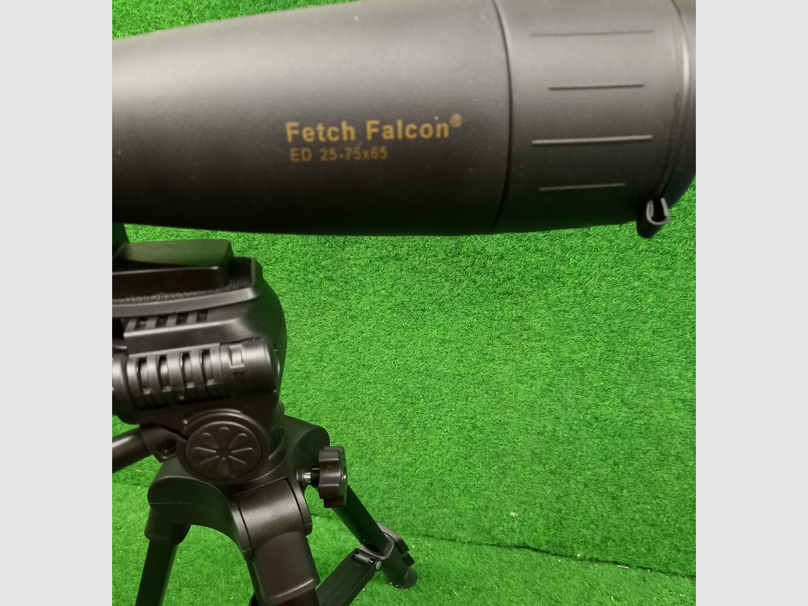Neuw.  Spektiv 25-75x56