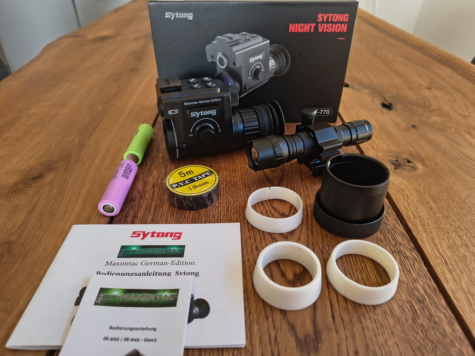 Sytong HT-770 (y compris adaptateur universel) + 850 nm projecteur infrarouge (y compris montage)