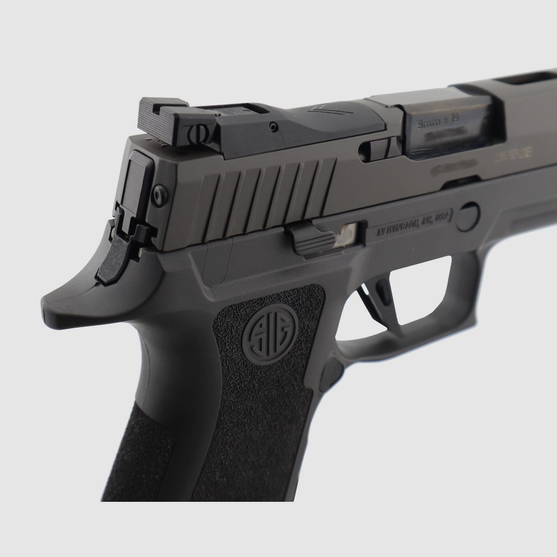 Neuwaffe, auf Lager: SIG Sauer P320 x5 Legion Pistole X-Five 9mm Finanzierung möglich