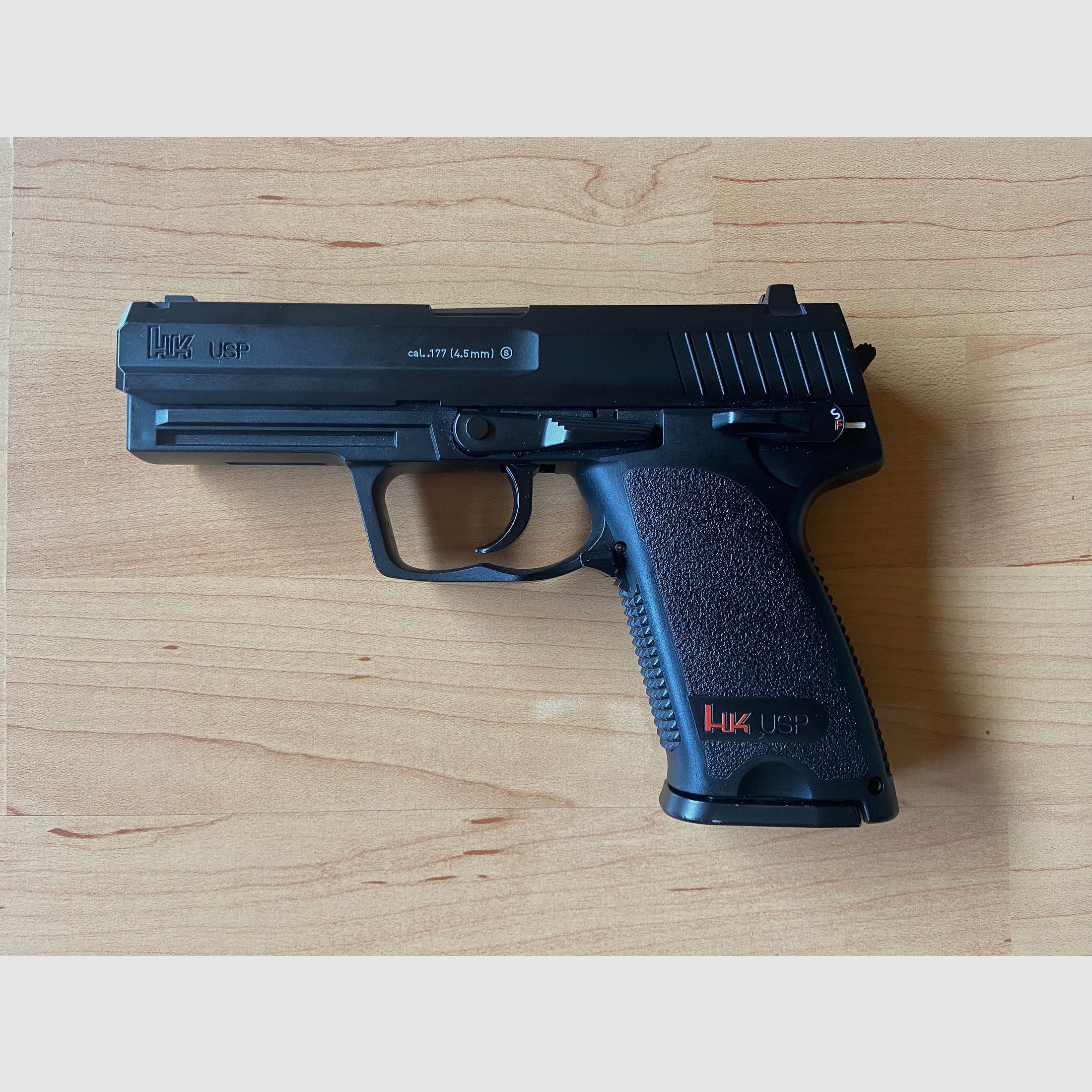 HK USP CO2 Pistole NBB + MP5 K-PDW CO2 GBB 4,5 mm Gebraucht