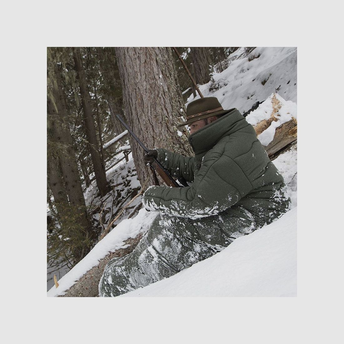 CARINTHIA Ansitzmantel + Fußteil Webpelz L