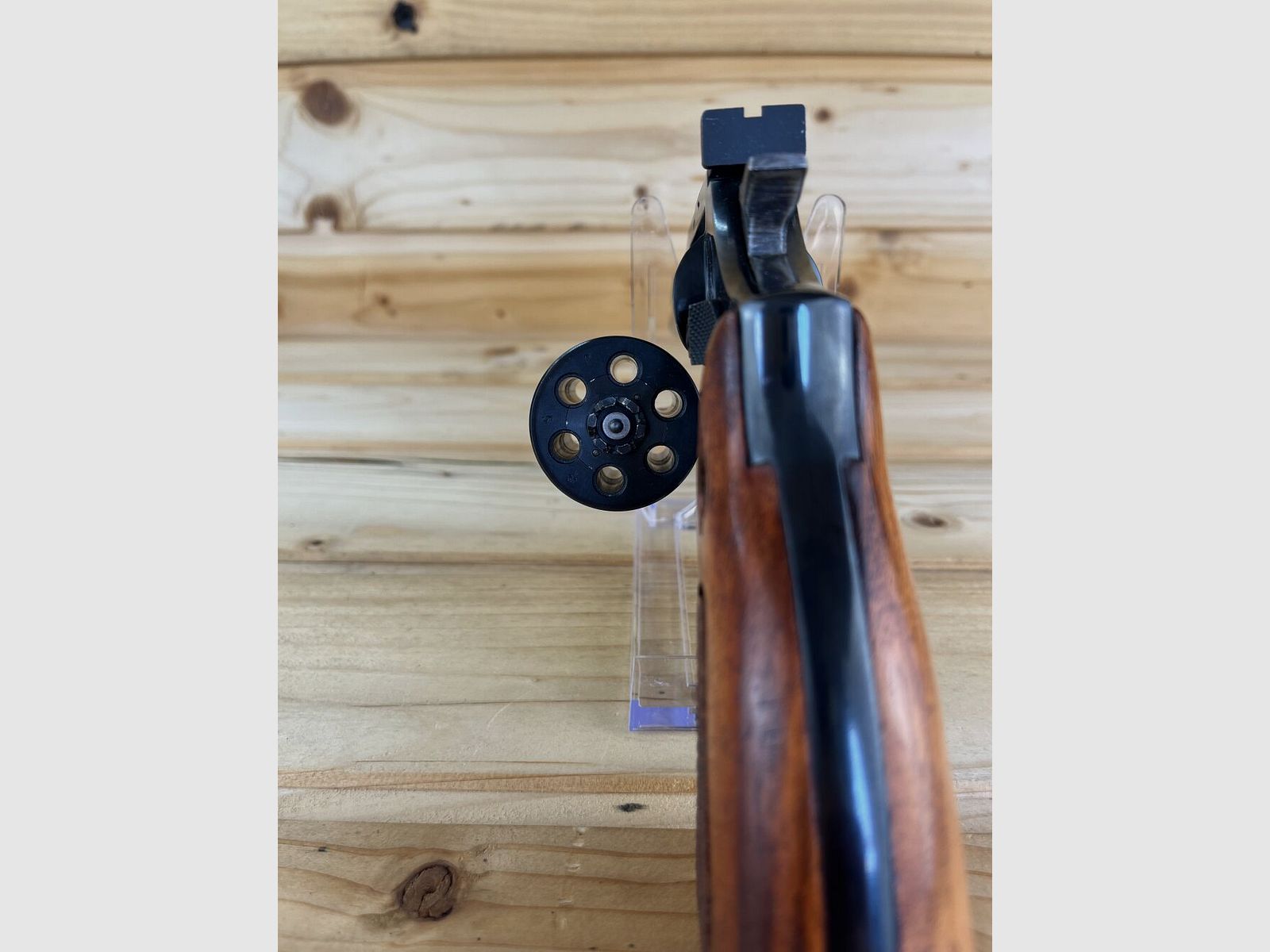 Taurus - Brasil, KK - Revolver .22lr, 6" Lauflänge, Holzgriffschalen .22lr