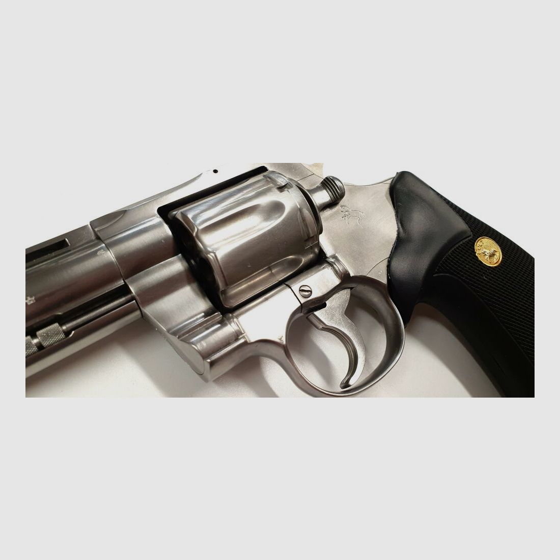 Colt Python 6" Acero inoxidable