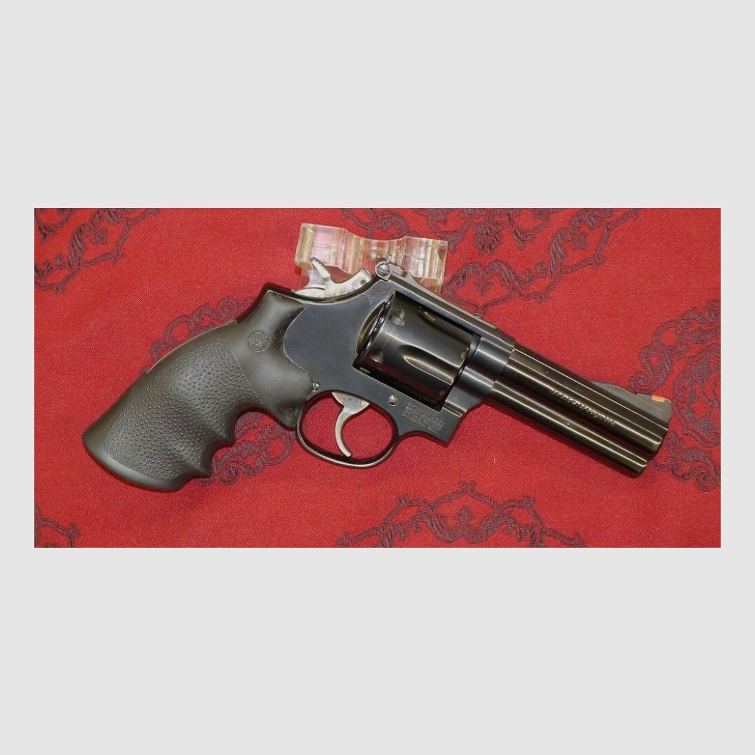 Smith & Wesson 586-4